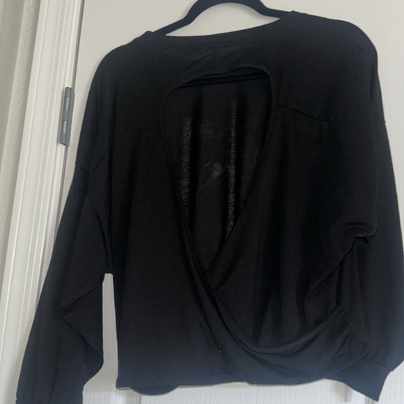 Old navy active Black Women's Top crop long sleeve - Picture 3 of 6